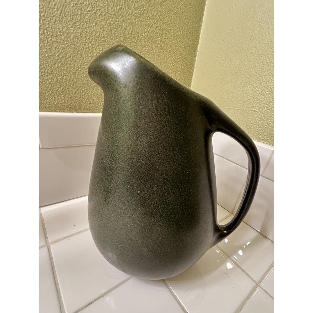 MCM Roseville Raymor 189 Pitcher - 10 Inch From 1952-1954 - Very Rare With Flaw